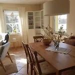 Sina Apartment *